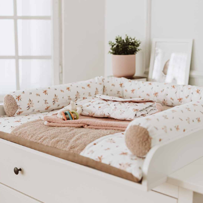 Changing pad with cover - Brown flowers